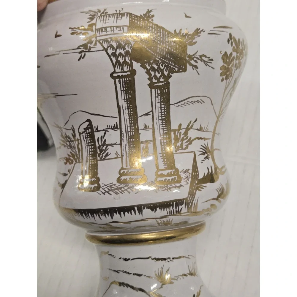 Vintage Ugo‎ Zaccagnini Italian Signed Italy Art Pottery Vase Gold White